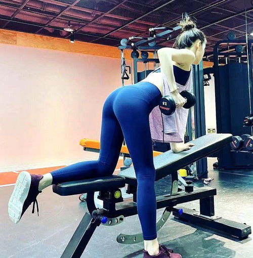 從校園女神到商界精英 章澤天如何代表丈夫嚴(yán)選投資項(xiàng)目，成為獨(dú)當(dāng)一面的企業(yè)家